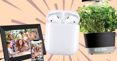 Convenient, Affordable Tech Gifts That Will Make Your Mom’s Life So Much Easier