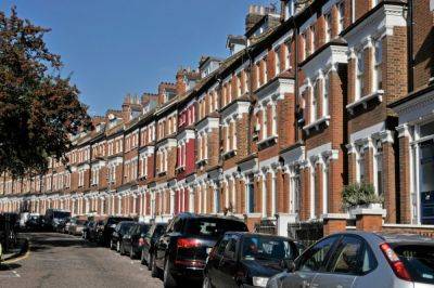 Tory MPs Criticise "Flawed" Renters Reform Bill As Legislation Set To Sail Through Commons