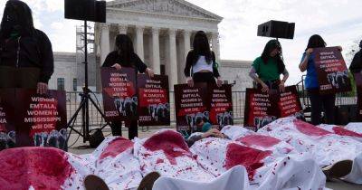 Conservative SCOTUS Almost Entirely Ignores Pregnant Patients In Emergency Abortion Arguments