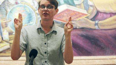 Laura Kelly - JOHN HANNA - Bill - Action - A ban in Kansas on gender-affirming care also would bar advocacy for kids’ social transitions - apnews.com - state Tennessee - state Kansas - city Topeka, state Kansas