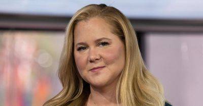 Andy Cohen - Carly Ledbetter - Amy Schumer - Amy Schumer Explains What Went Down With Highly Anticipated Jennifer Lawrence Movie - huffpost.com - New York