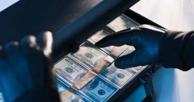 Sarah Do Couto - Easter Sunday - Thieves steal over $40 million from L.A. cash vault, vanish without a trace - globalnews.ca - Usa - Los Angeles - city Los Angeles