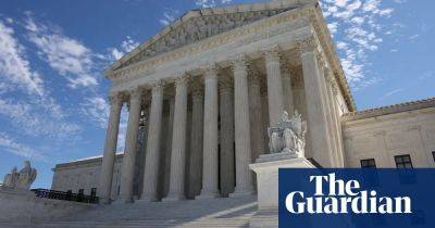 US historians file brief with supreme court rejecting Trump’s immunity claim