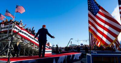 Away From the Confines of a Courtroom, Trump Rallies Beachside at the Jersey Shore