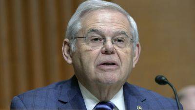Bob Menendez - MIKE CATALINI - Faces A - Action - For a second time, Sen. Bob Menendez faces a corruption trial. This time, it involves gold bars - apnews.com - Qatar - Egypt - state New Jersey - New York - Jersey