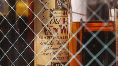 No criminal charges in rare liquor probe at Oregon alcohol agency, state report says