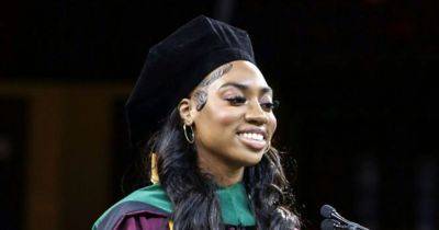 Chicago Teen Who Entered College At 10 Earns Doctorate At 17 - huffpost.com - state Maine - New York - state Arizona - state Illinois - city Chicago - county Lake