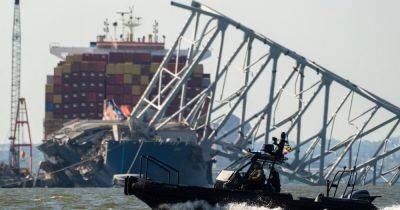 Taiyler S Mitchell - Dali Crew Still Stuck On Container Ship After Baltimore Bridge Collapse - huffpost.com - India - Sri Lanka - city Baltimore