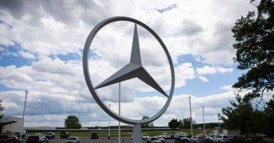 Mercedes Workers in Alabama Reject Union