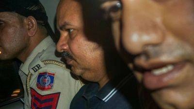 Delhi CM Arvind Kejriwal's aide Bibhav Kumar taken to Mumbai for investigation in AAP MP Swati Maliwal assault case