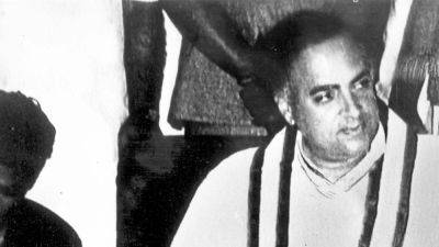 Modi, other leaders pay tributes to former Prime Minister Rajiv Gandhi on his 33rd death anniversary