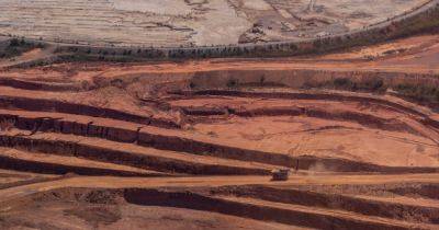 Four Lawmakers Denounce Plan to Ease Sanctions on Israeli Mining Executive