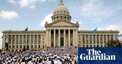 US justice department sues Oklahoma in challenge to immigration law