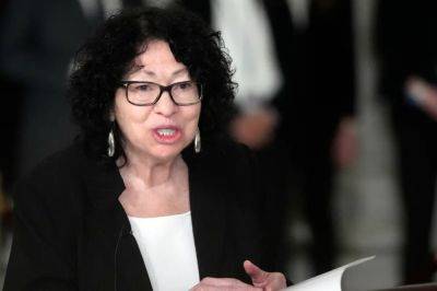Ariana Baio - Sonia Sotomayor - Justice Elena Kagan - Justice Sonia Sotomayor - Justice Sotomayor admits she cries in her office after some Supreme Court decisions - independent.co.uk - Usa