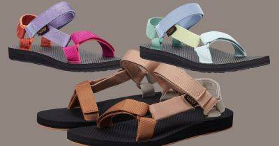 I Have These No-Blister Walking Sandals In Four Colors - huffpost.com - New York
