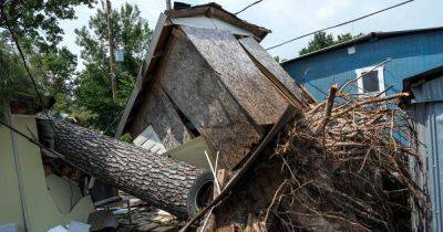 Andy Beshear - At Least 22 Dead In Memorial Day Weekend Storms That Devastated Several States - huffpost.com - state Florida - state Arkansas - state Texas - state Maryland - state North Carolina - city Charleston - state Oklahoma - state Kentucky