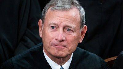 Donald Trump - John Fritze - Justice Samuel Alito - Martha-Ann Alito - Chief Justice John Roberts declines to meet with Democratic lawmakers about ethics flap and Alito’s flags - edition.cnn.com - Usa - state New Jersey - New York - state Virginia - area District Of Columbia - Washington, area District Of Columbia