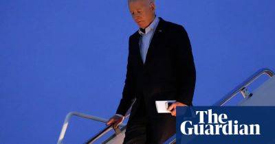 Joe Biden - Democrats rally to Biden’s defense over response to pro-Palestinian student protests - theguardian.com - state California - city New York - Israel - Palestine - city Columbia - Los Angeles, state California - city New Orleans