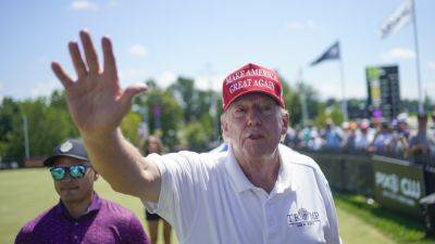 Donald Trump - In the rough: Felony convictions could cost Trump liquor licenses at 3 New Jersey golf courses - apnews.com - state New Jersey - New York