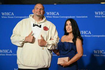 John Fetterman - Graeme Massie - John Fetterman was speeding and ‘at fault’ for car crash that saw he and wife hospitalized, says police report - independent.co.uk - Usa - state Pennsylvania - state West Virginia - state Maryland
