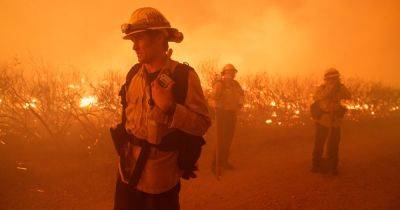 Wildfire North Of Los Angeles Spreads As Authorities Evacuate 1,200 People