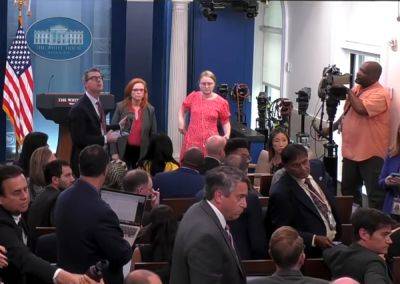 Karine Jean-Pierre rushes to assist individual who fainted during White House press briefing