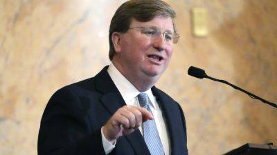 Tate Reeves - Kay Ivey - Governors of Mississippi and Alabama place friendly bets on lawmakers’ charity softball game - apnews.com - state Mississippi - county Park - state Alabama - Jackson
