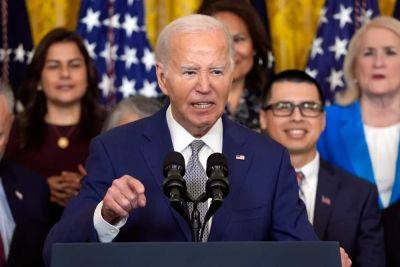 Joe Biden - Immigrant families rejoice over Biden's expansive move toward citizenship, while some are left out - independent.co.uk - Usa - Mexico - Venezuela - county Will - city Houston