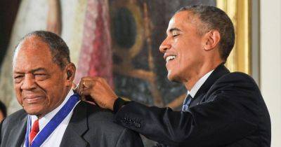 Joe Biden, Barack Obama Pay Tribute To Willie Mays: 'One Of A Kind'