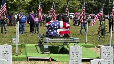 Patrick Whittle - A US veteran died at a nursing home, abandoned. Hundreds of strangers came to say goodbye - apnews.com - Usa - state Maine - Augusta, state Maine