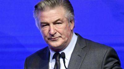 Alec Baldwin - New Mexico judge weighs whether to compel testimony from movie armorer in Alec Baldwin trial - apnews.com - state New Mexico - Santa Fe, state New Mexico