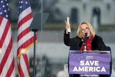 Trump spiritual advisor says he asked her what God thought about presidential run