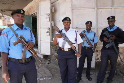 Joe Biden - William Ruto - Kenyan police are leaving for a controversial deployment in Haiti to take on powerful, violent gangs - independent.co.uk - Usa - Washington - Kenya - Haiti - city Port-Au-Prince
