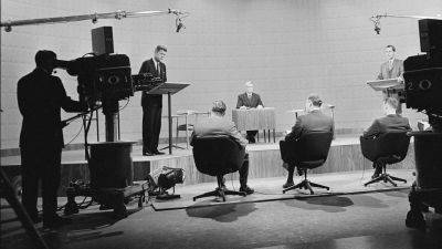 A return to the roots of presidential debates