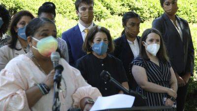 Bill - Makiya Seminera - North Carolina’s restrictions on public mask-wearing are now law after some key revisions - apnews.com - state North Carolina - Raleigh, state North Carolina