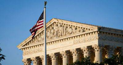 Supreme Court delivers blow to power of federal agencies, overturning 40-year-old precedent