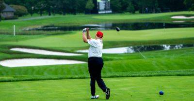 In An Unpredictable Debate, a Tussle Over Golf Was Par for the Course
