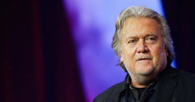 Donald Trump - Steve Bannon - Vaughn Hillyard - Action - Steve Bannon remains defiant just days before reporting to prison - nbcnews.com - Usa