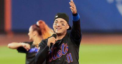 'OMG': New York Mets Players Join Teammate Jose Iglesias' On-Field Performance Of New Song - huffpost.com - city New York - New York - city Houston