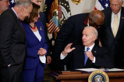 Joe Biden - Donald Trump - Nancy Pelosi - Chuck Schumer - Barack Obama - Gustaf Kilander - Biden Campaign - Congressional leaders privately suggest they’re open to new Democratic ticket as Biden campaign spirals - independent.co.uk