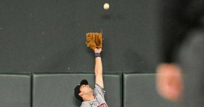 Ben Blanchet - 'INCREDIBLE': Joey Loperfido Makes His Case For Catch Of The Year With Barehanded Grab - huffpost.com - state Minnesota - city Houston