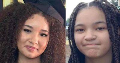 Drusilla Moorhouse - Teen Sisters Killed In Front Of Dad By Man Hiding In Their Home: Police - huffpost.com - state Oregon