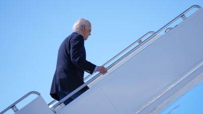 Joe Biden - Melissa Goldin - FACT FOCUS: Online reports falsely claim Biden suffered a ‘medical emergency’ on Air Force One - apnews.com - Madison, state Wisconsin - state Wisconsin - city Wilmington, state Delaware - state Delaware