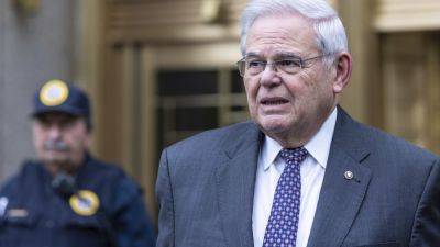 Bob Menendez - Action - New Jersey - Closing arguments set to begin at bribery trial of New Jersey Sen. Bob Menendez - apnews.com - state New Jersey - New York - city Manhattan
