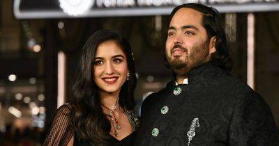 Son Of Asia's Richest Man Ties The Knot In Extravagant Indian Wedding