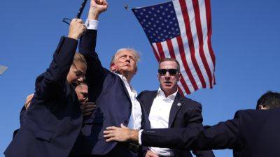 Joe Biden - Donald Trump - JULIE CARR SMYTH - A few short minutes after Trump took the stage, shots rang out - apnews.com - state Pennsylvania - county Butler