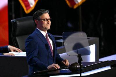 Mike Johnson - Donald J.Trump - Gustaf Kilander - Usha Vance - Mike Johnson makes a sharp exit from RNC stage after teleprompter cuts out during speech - independent.co.uk - Usa - state Iowa - state Ohio - county Johnson - state Wisconsin - Milwaukee, state Wisconsin