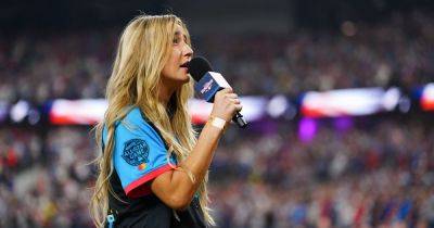 That ‘Drunk’ National Anthem Performance Was Awful — But Also Really Perfect