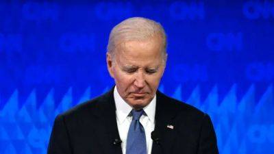 Biden ends floundering re-election campaign, backs Harris as Democratic presidential nominee