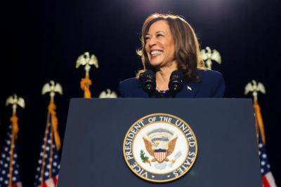 Joe Biden - Donald Trump - Kamala Harris - Alex Woodward - Kamala Harris links Trump to Project 2025 in debut rally: ‘Can you believe they put that thing in writing?’ - independent.co.uk - city Milwaukee